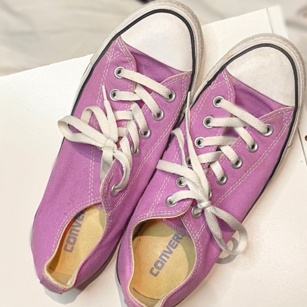 All-Star Chuck Taylor Converse💜💜